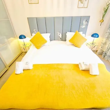 Exceptional 1br In City-gar19