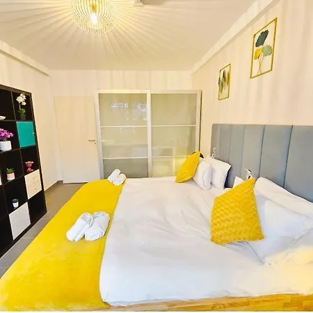 Апартаменты Exceptional 1br In City-gar19